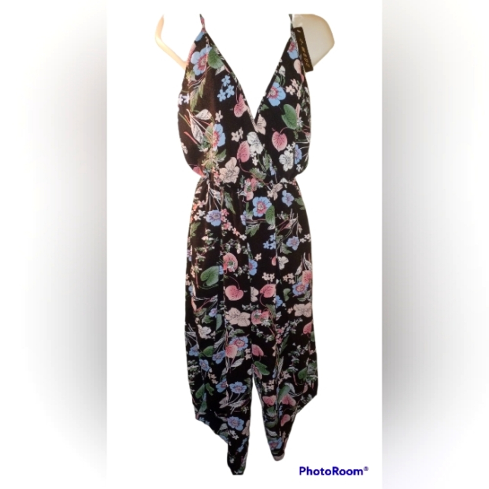 Ce Mode FLORAL PRINT Jumpsuit NWT🏷✨️